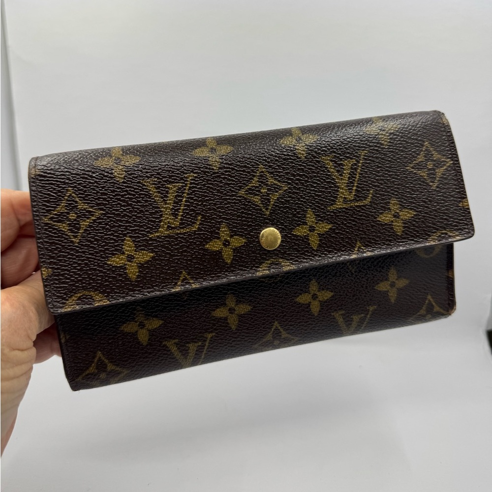 Louis Vuitton International Monogram Long Wallet 21122
